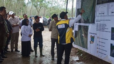 Kunker Di Mesuji, Gubernur Lampung Groundbreaking Jalan Brabasan – Wiralaga