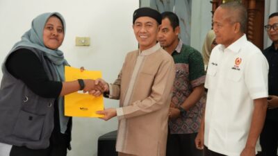 Apresiasi Prestasi, Ketua IPSI Lampung Utara Serahkan Sertifikat bagi Atlet Peraih Medali Tingkat Provinsi dan Nasional