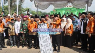 Penantian 13 Tahun, 398 Jemaah Haji Lampung Utara Resmi Diberangkatkan Menuju Tanah Suci