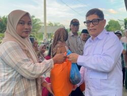 Bob Hasan Serap Aspirasi dan Salurkan Hewan Kurban di Lampung Utara
