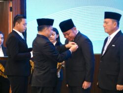 Enam Tokoh Terima Satyalancana Wira Karya, Mendagri Tito Karnavian Tekankan Pentingnya Inovasi Sektor Maritim