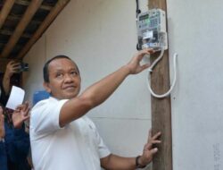 Akhiri Penantian di Ujung Desa, Kanda Bahlil Lahadalia Nyalakan Listrik di Pelosok Purworejo