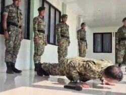 Bangun Kedekatan Tanpa Jarak, Pangdam XXI/Raden Intan Ajak Prajurit Push Up Bersama