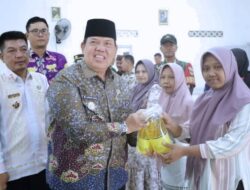 Pastikan Penyaluran Tepat Sasaran, Wakil Bupati Lampung Timur Tinjau Langsung Bantuan Pangan di Sukaraja Nuban