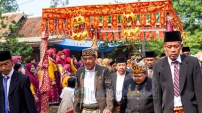 Jaga Eksistensi Budaya Sai Batin, Arlin Agus Saputra Resmi Dikukuhkan Sebagai Raja Pekon Tanjung Rejo