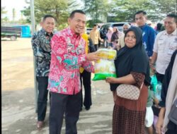 Jurus Jitu Pemkab Mesuji Tekan Inflasi, Guyur Ribuan Paket Sembako Murah ke Warga