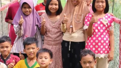 Senyum Anak-anak Pekurun, Jembatan Garuda Mengakhiri Perjuangan Menyeberangi Sungai
