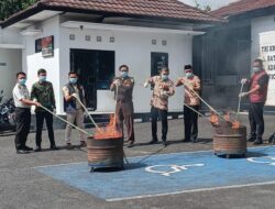 Musnahkan Barang Bukti 31 Perkara Inkracht, Kejari Lampung Barat, Kasus Narkoba Masih Mendominasi