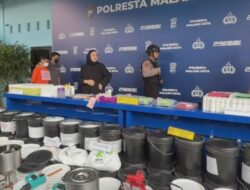 Kosmetik Oplosan, Ayoo Siapa Yang Kemarin Beli Glowing Jalur Medsos