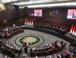 Sah! MK Cabut Anggaran Makan Bergizi Gratis, “Haram” Comot Dana Pendidikan Mulai 2028