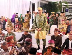 Pulang ke Tanah Kelahiran, Pangdam XXI/Radin Inten Resmi Sandang Gelar Pangeran Satria Negara