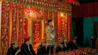 Bupati Pesisir Barat, Nyambai Adalah Tentang Penghormatan, Kesopanan, dan Kebersamaan
