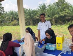 Sentuhan Nyata Layanan Kesehatan Gratis Hamartoni-Romli, Warga Bunga Mayang Antusias Sambut Puskesmas Mider