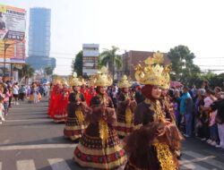 Cantiknya Polwan Polresta Bandar Lampung di Lampung Tapis Karnaval