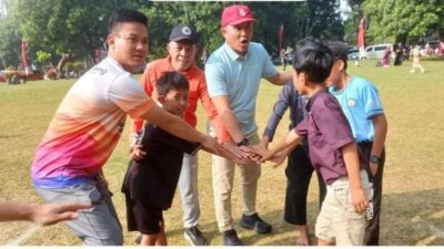 Ketika Bupati Parosil Melebur Bersama Warga di Minggu Pagi