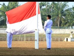 Pengibaran Bendera HUT ke-81 RI di Stadion Sukung Kotabumi Berjalan Sukses dan Khidmat
