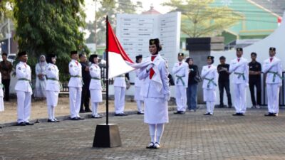 Refleksi Perjuangan di TMP Kusuma Bangsa, 42 Anggota Paskibraka Lampung Selatan Resmi Dikukuhkan