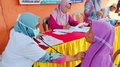 Puskesmas Wonogiri Gelar Puskesmas Mider di Desa Jerangkang, Puluhan Warga Antusias Periksakan Kesehatan