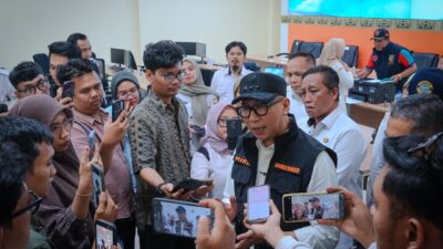 Pemprov Lampung Perkuat Mitigasi dan Pantau Langsung Aktivitas Gunung Anak Krakatau dari Selat Sunda