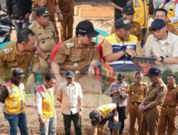 Percepat Konektivitas Ekonomi, Gubernur Lampung dan Pimpinan Daerah Lampura Tinjau Penanganan Jalan Negara Ratu