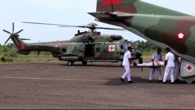 Simulasi Ambulans Udara TNI AU di Pesisir Barat, Bukti Kesiapsiagaan Darurat dan Kebencanaan Wilayah