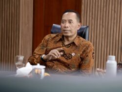 Kemendikti Sainstek Imbau Kampus Batasi Aktivitas Fisik