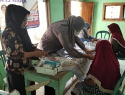Layanan Kesehatan Gratis Menjangkau Desa, Tim Nakes Puskesmas Wonogiri Sambangi Warga Way Melan lewat Puskesmas Mider